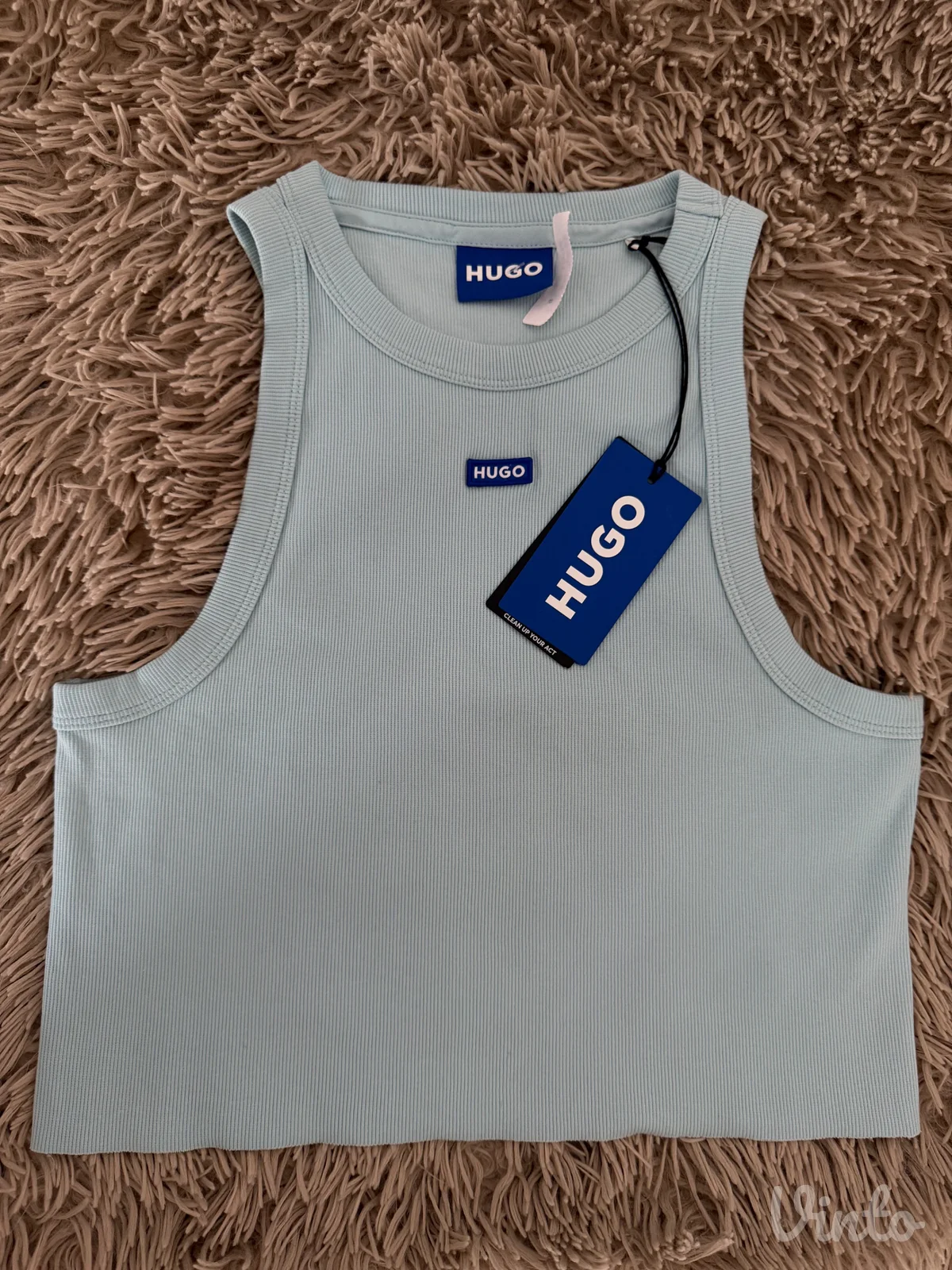 HUGO rebrasti crop top sa etiketom (NOVO original)