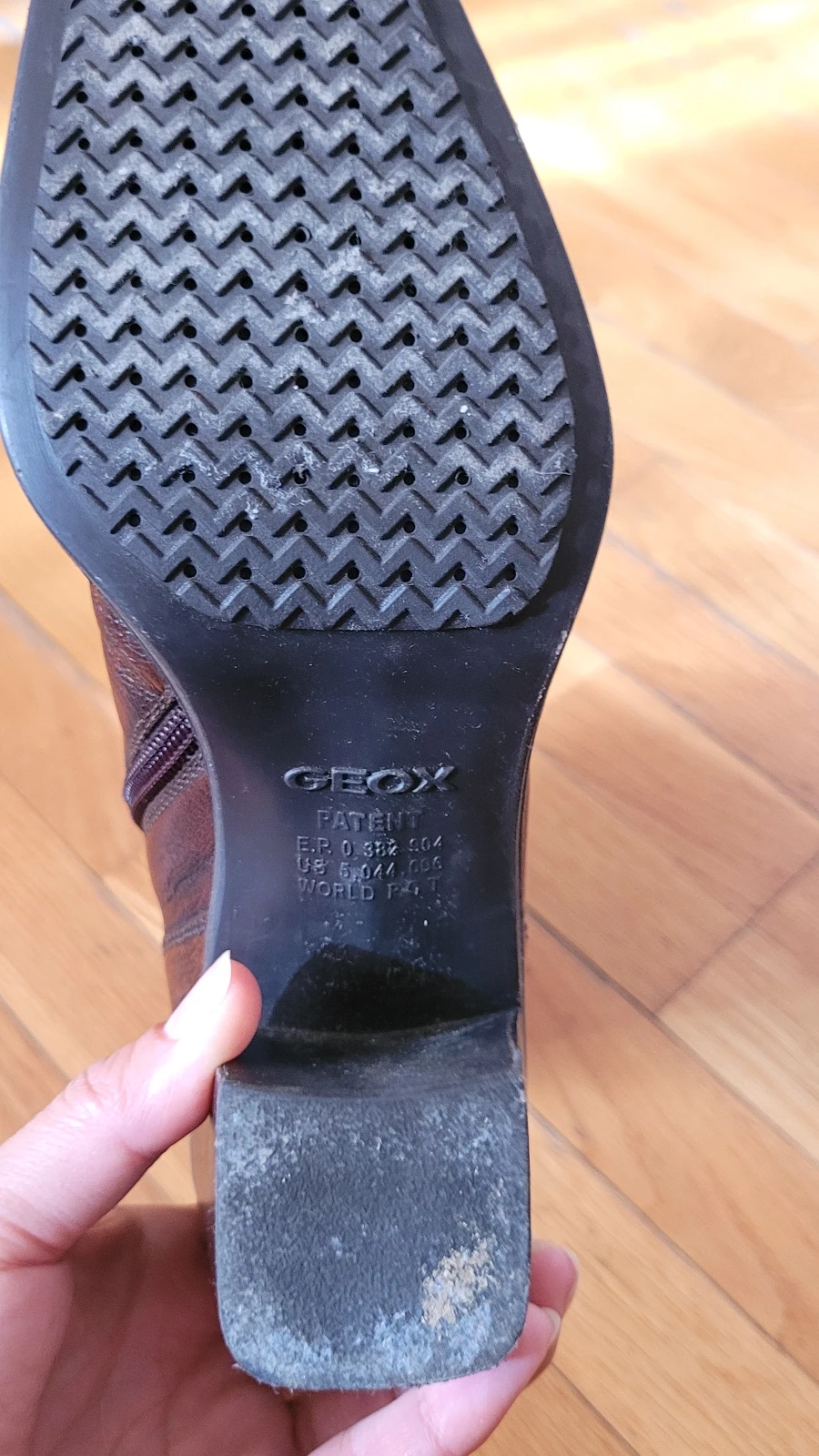 GEOX Kožne kaubojke