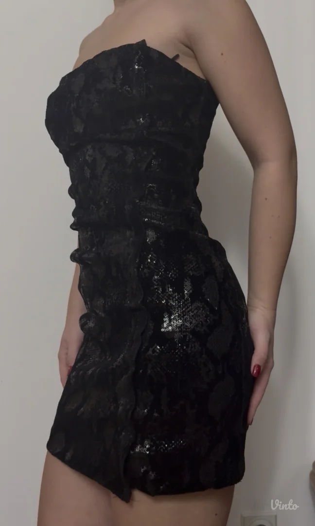 ZARA crna sljokicasta haljina