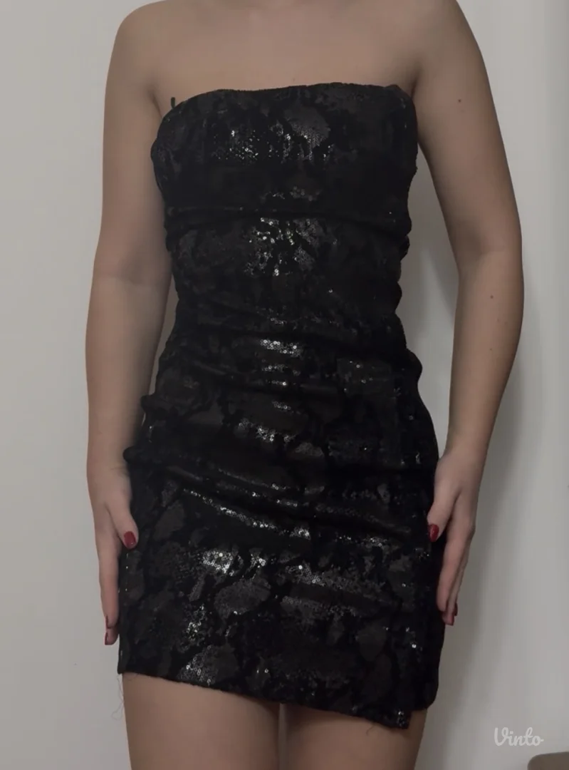 ZARA crna sljokicasta haljina