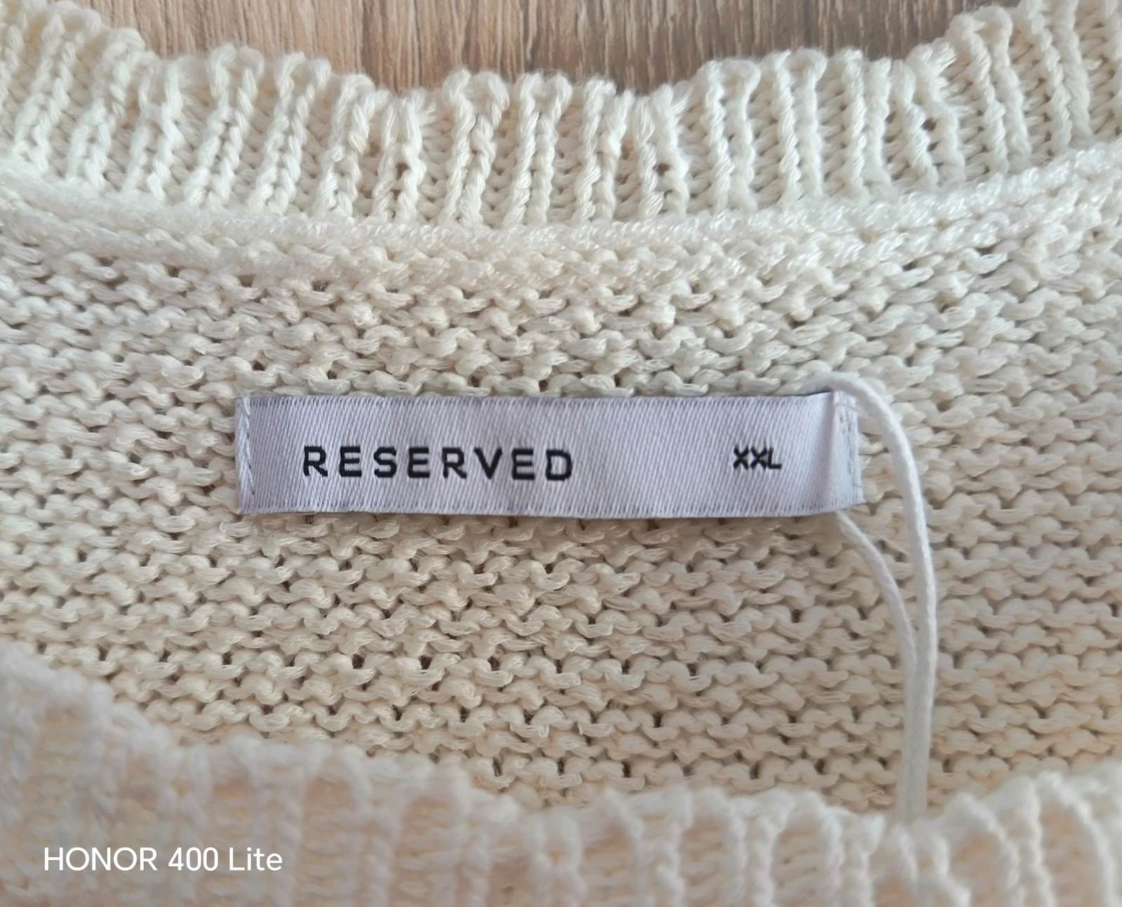 Reserved Top, novo