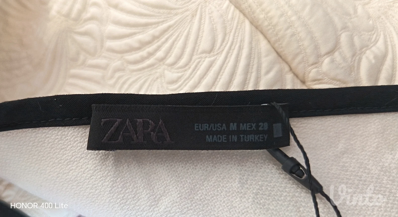 ZARA top, nov s etiketom