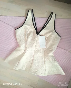 ZARA top, nov s etiketom