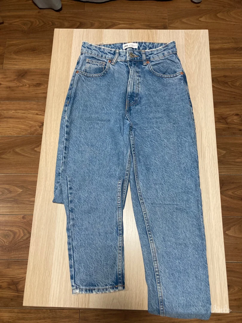 Zara farmerke, 2 para