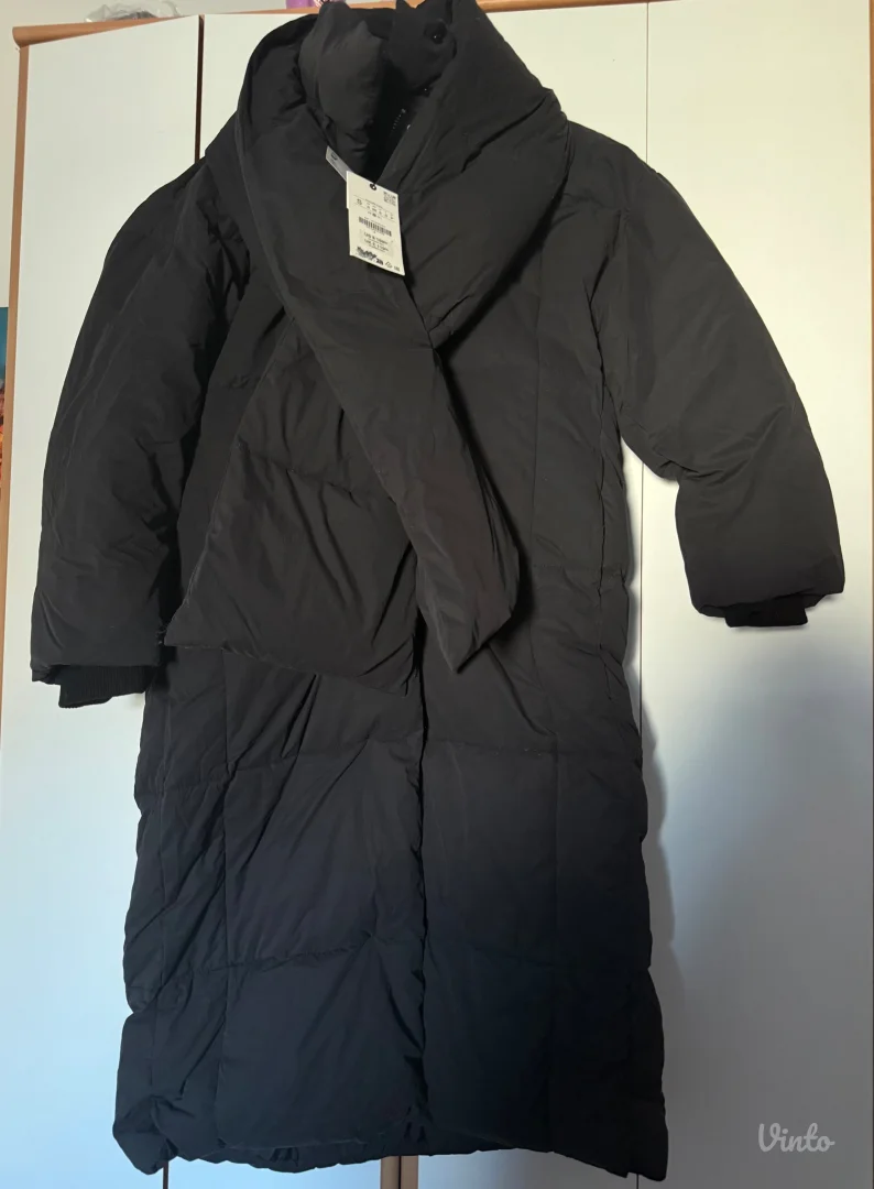 Zara duza zimska jakna