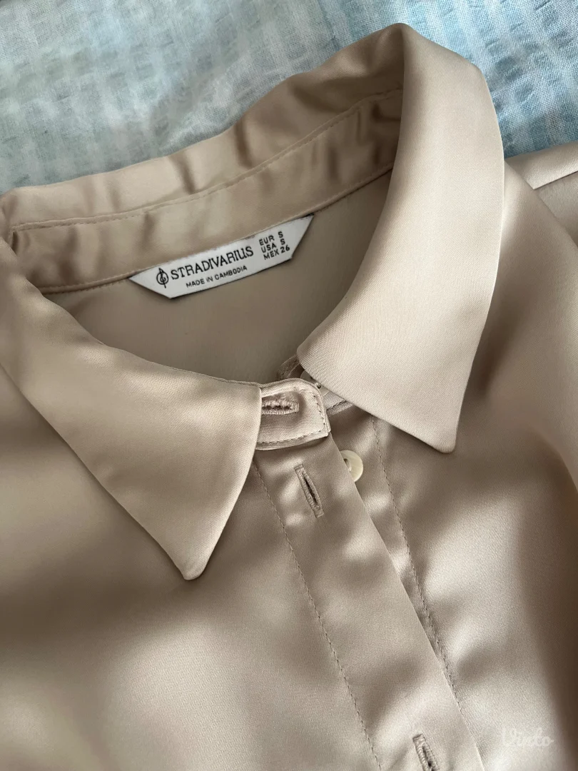 Stradivarius kosuljica