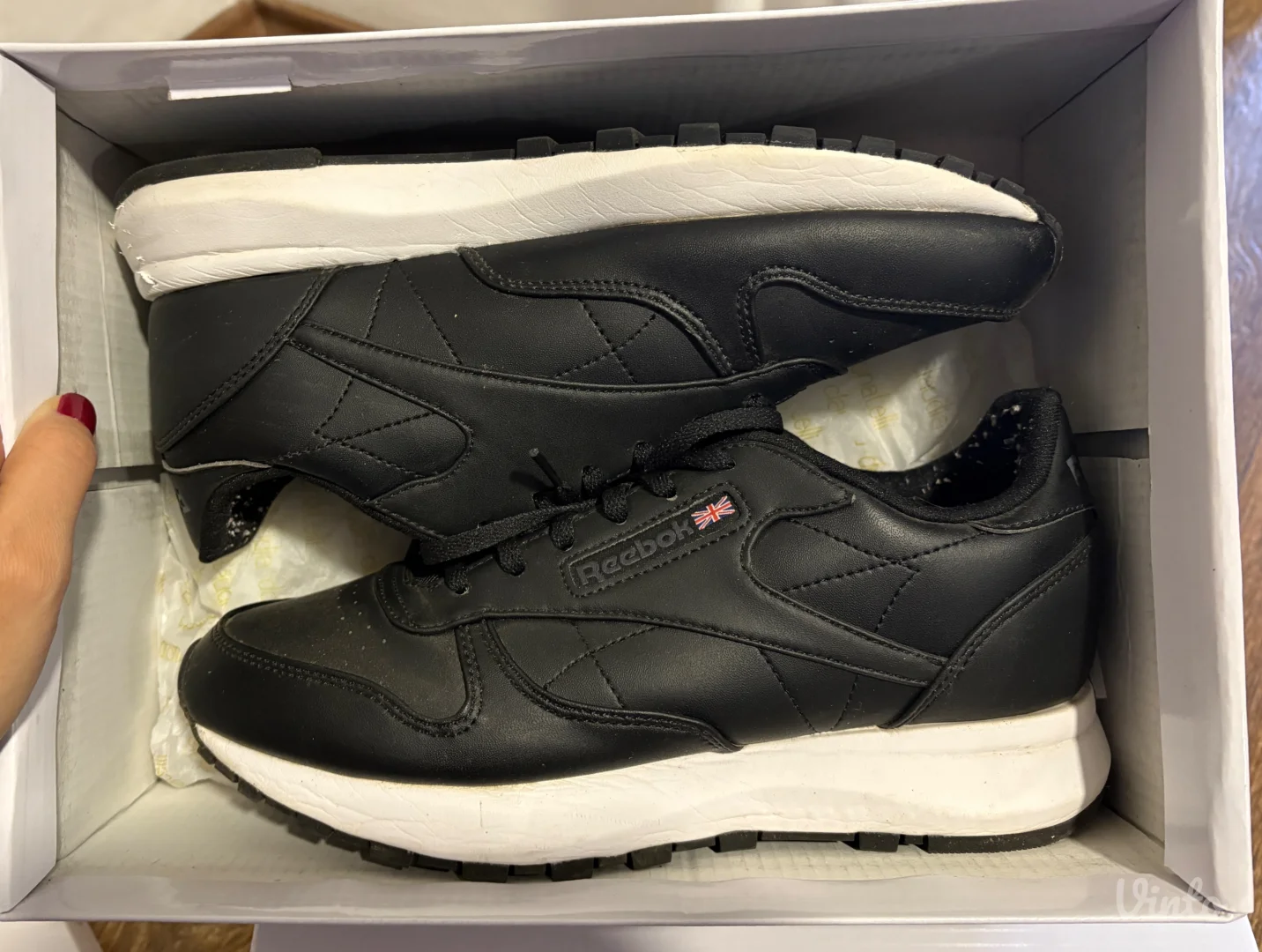 Reebok Classic crne zenske 39 kozne