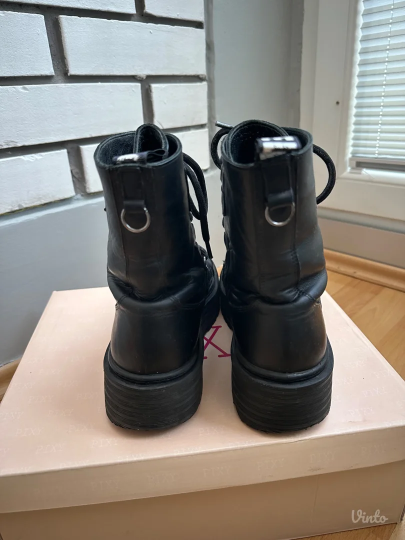 Pixy čizme - prirodna koža