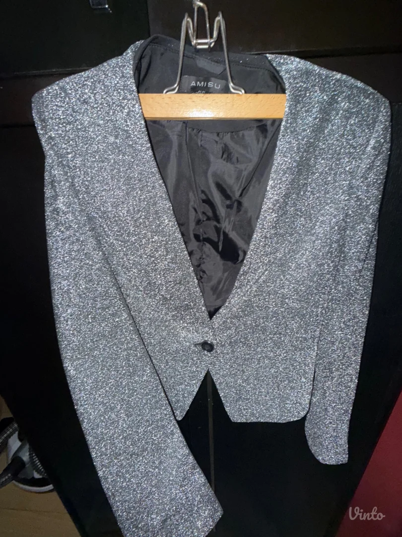 Amisu strukirani sako