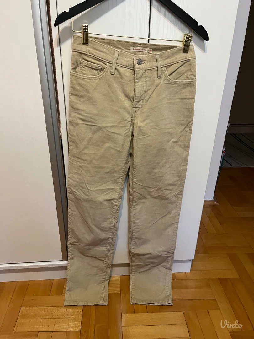 Levis Farmerice Novo Somot