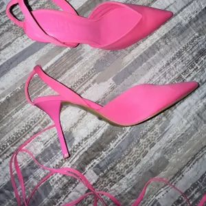 Zara hot pink sandale/cipele
