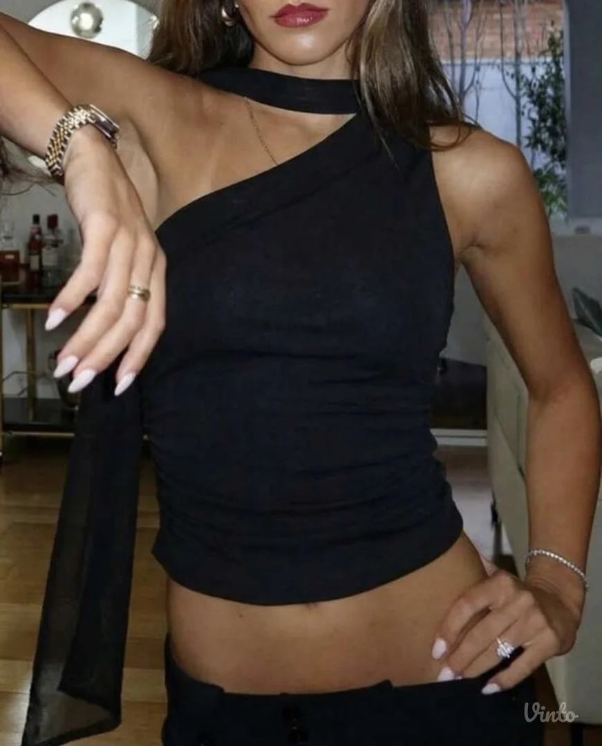 Top sa trakicom oko vrata