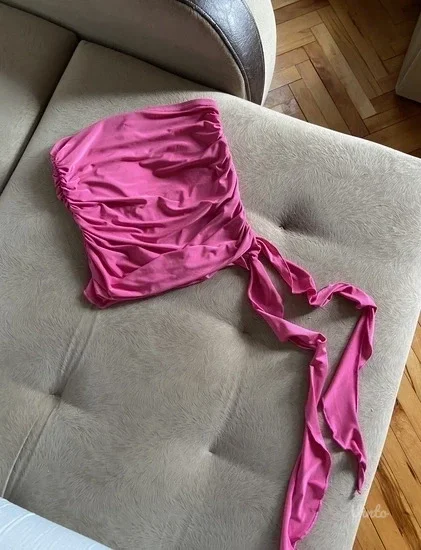 Pretty Little Thing suknja