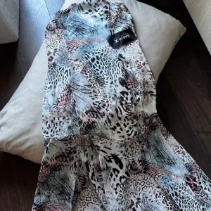 Maxi animal print haljina