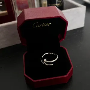 Cartier prsten