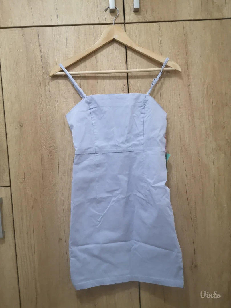 Forever 21 - Haljina sa etiketom