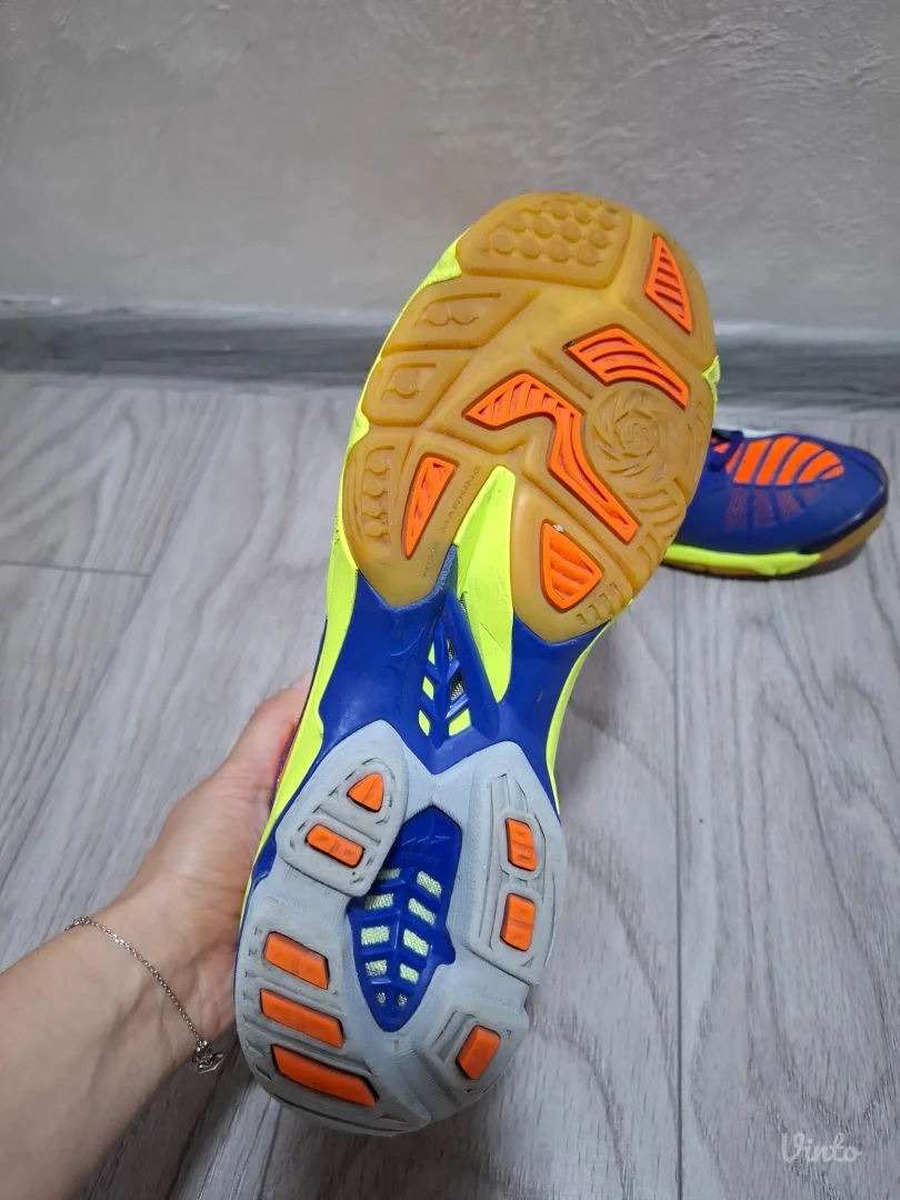 Mizuno wave lightning muske patike