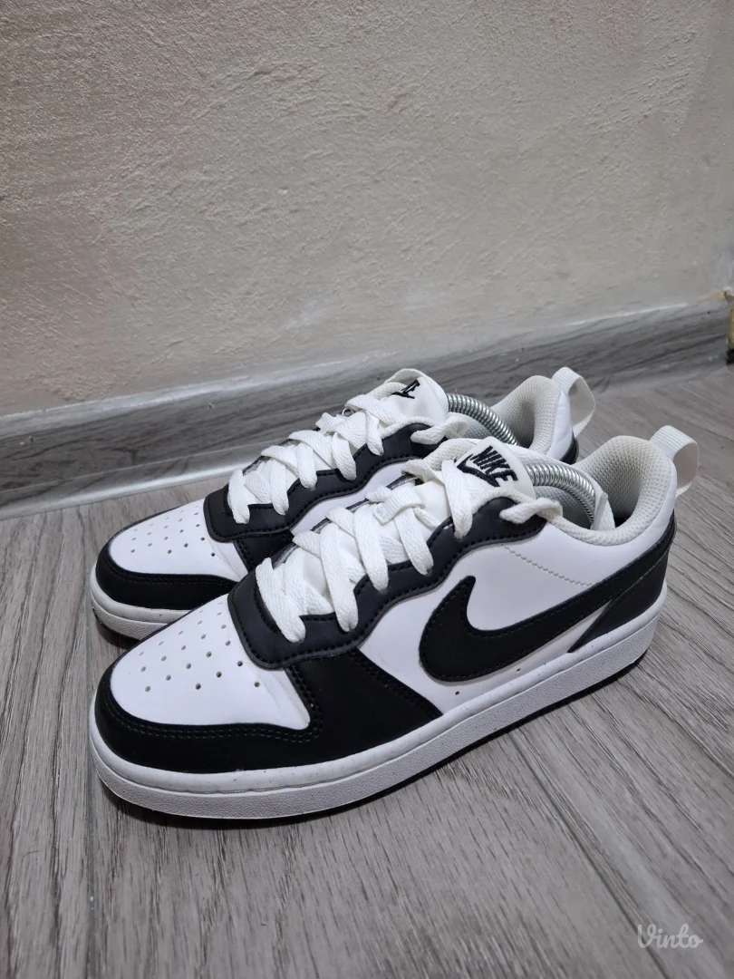 Nike court borough patike