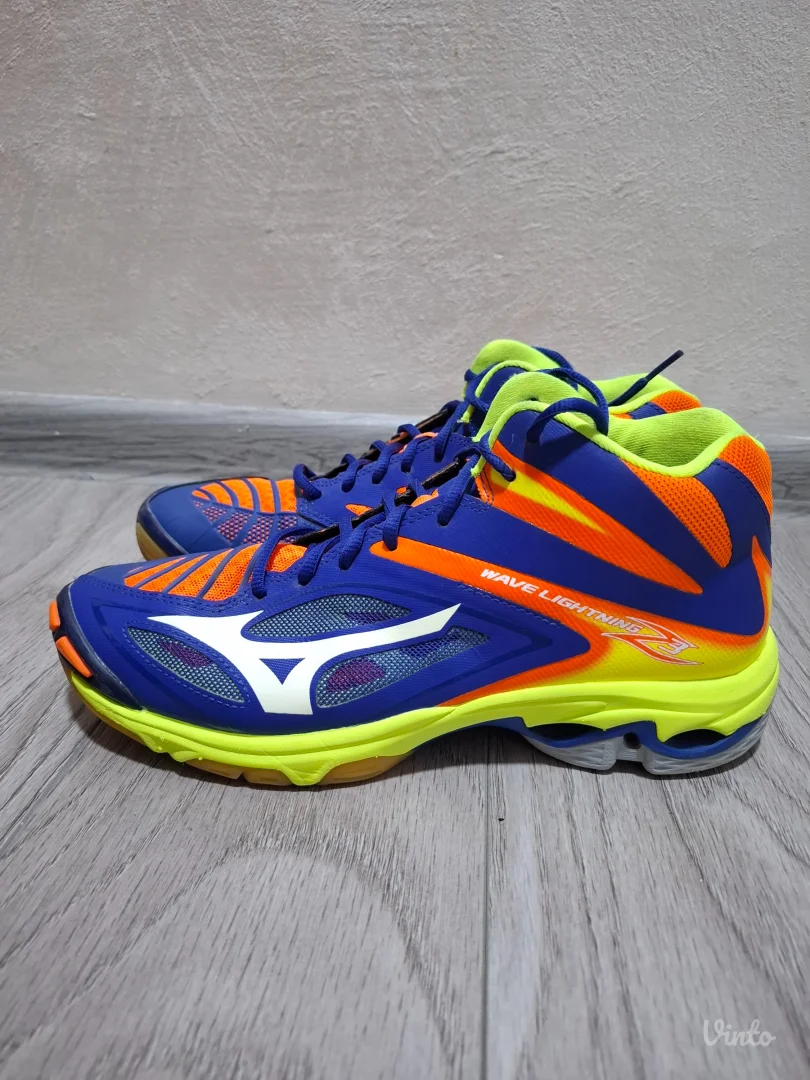 Mizuno wave lightning muske patike