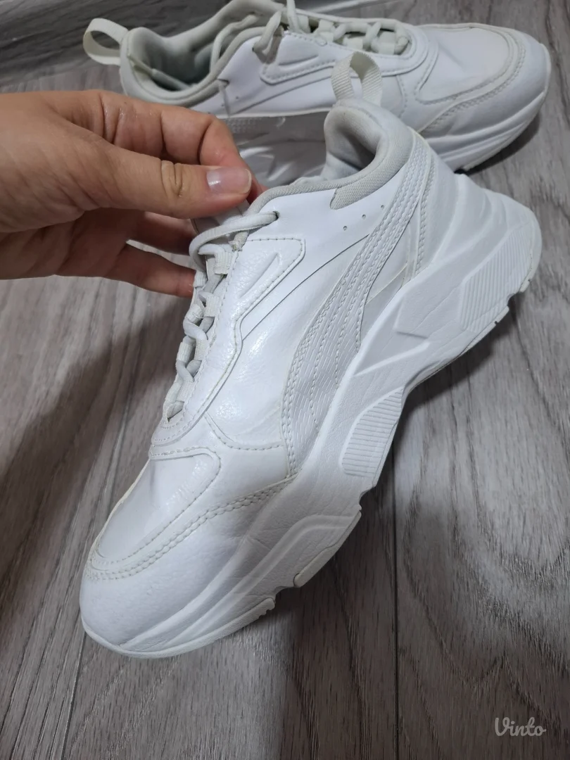 Puma cassia zenske patike