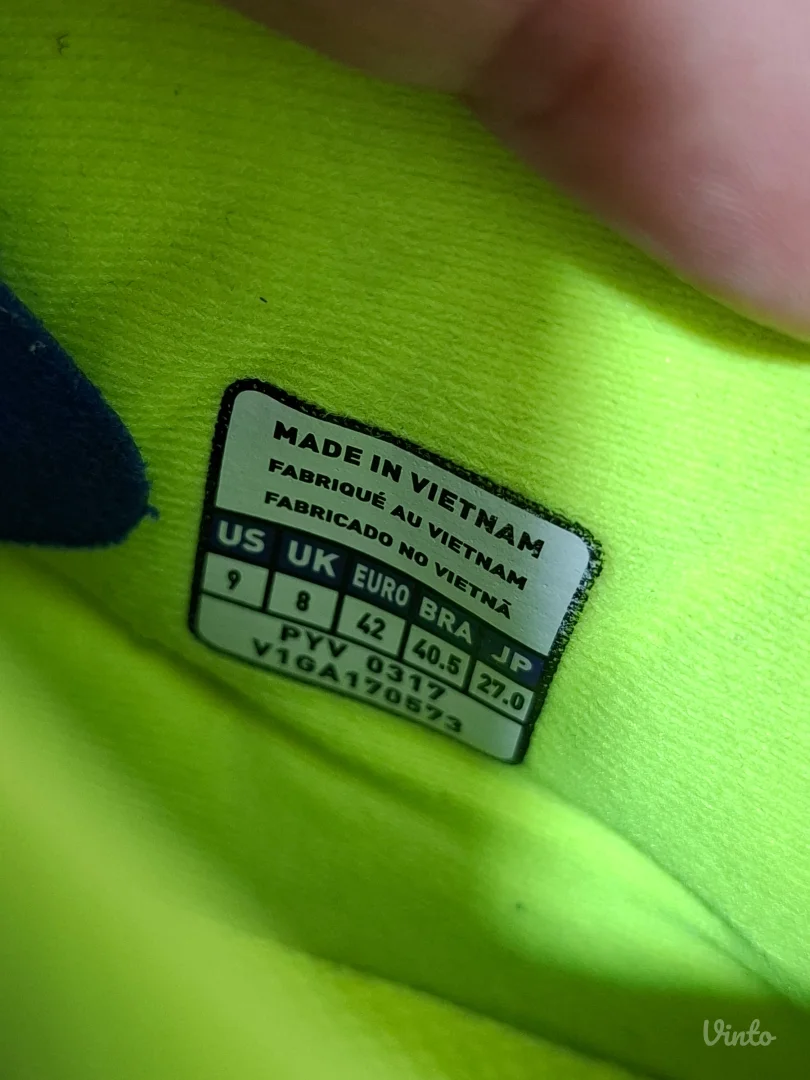 Mizuno wave lightning muske patike