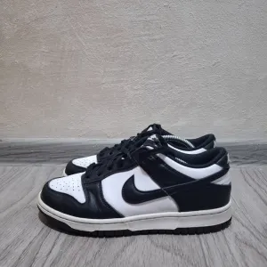 Nike dunk low retro white black panda zenske patike