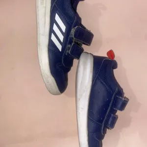 Adidas dečije cipele