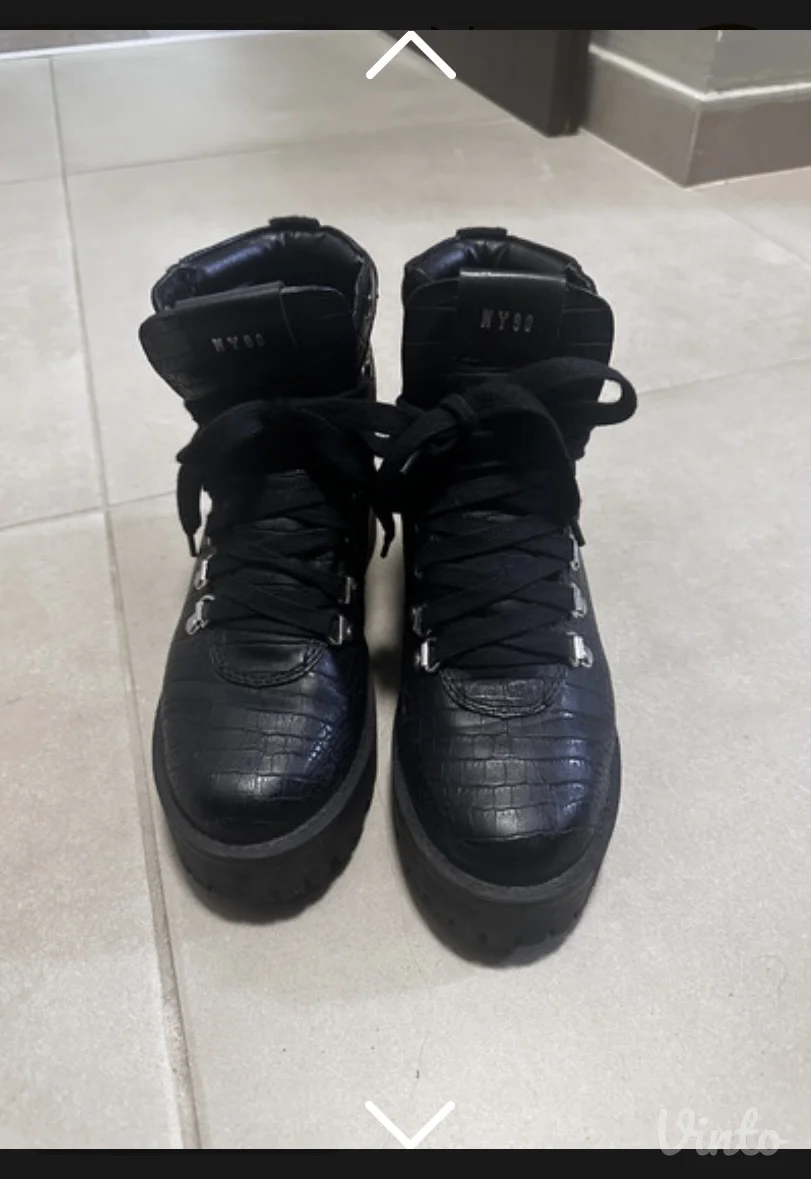 Steve Madden cizme