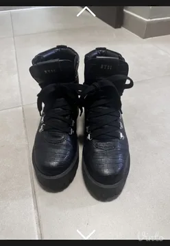 Steve Madden cizme