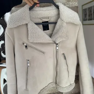 Calliope ženska jakna