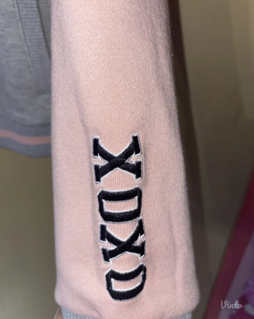 Roze ženska koledzica - Sinsay NOVO