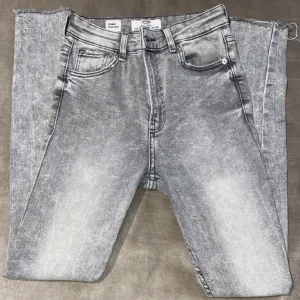 Bershka teksas pantalone