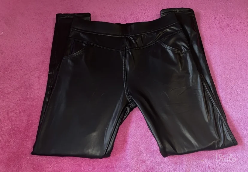 Pantalone - imitacija kože NOVO