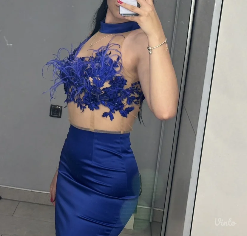 Svečana haljina sa perjem