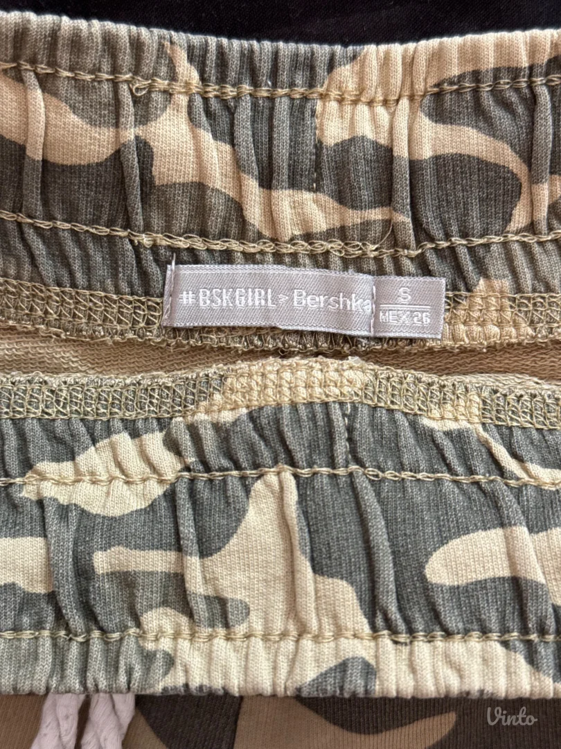 Bershka šorts