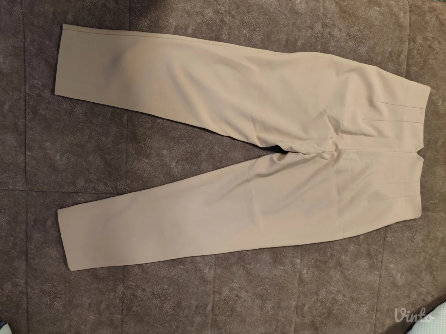 Zara kamel pantalone