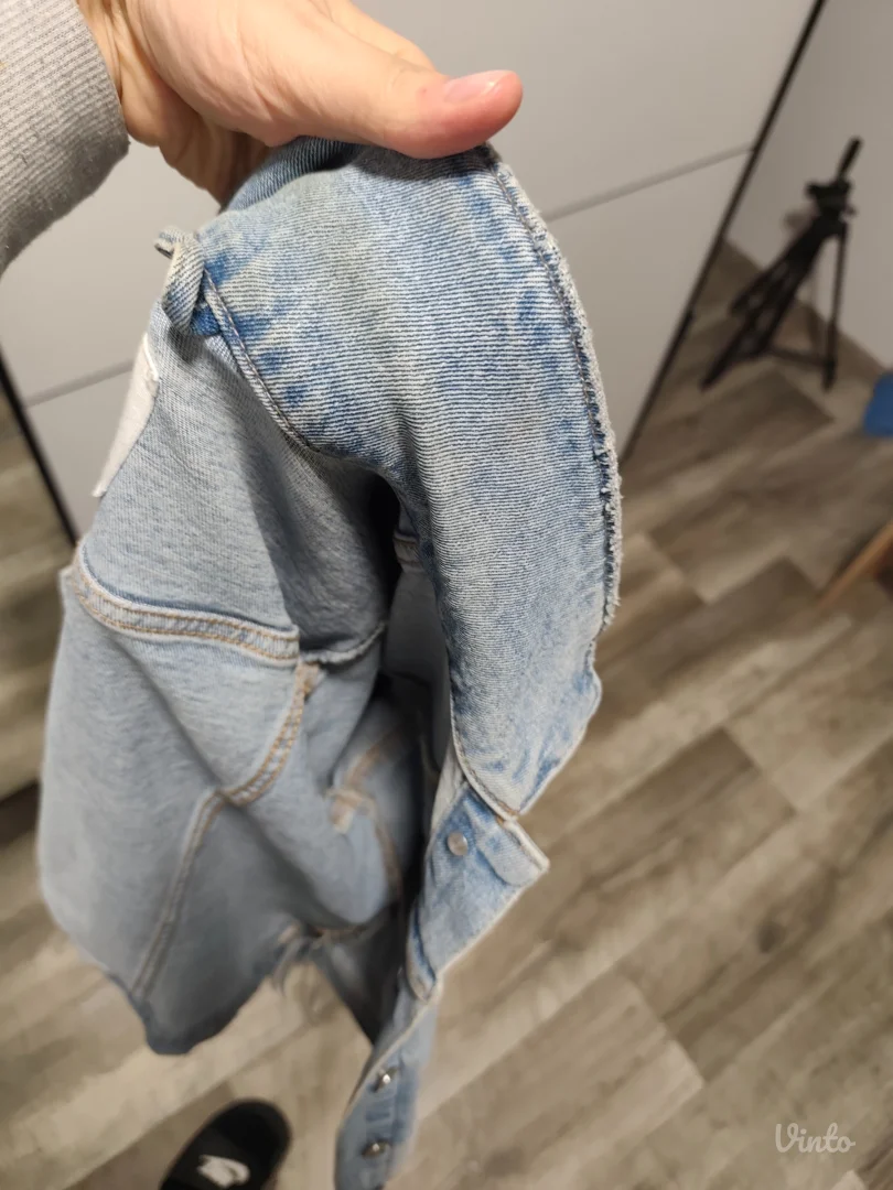 Teksas jakna brenda Sinsay