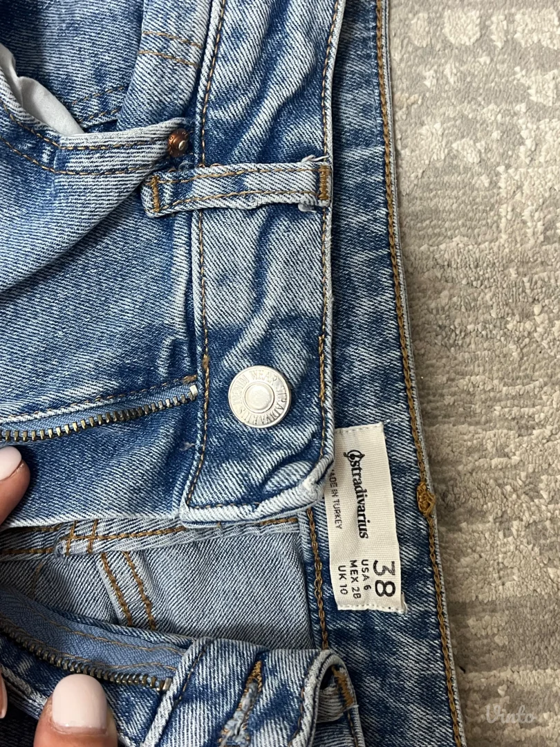 Stradivarius - farmerke 38