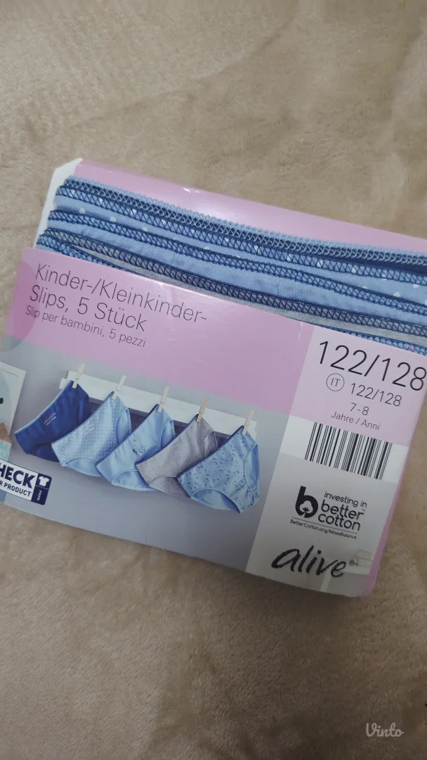 Veš 122-128 za devojčicu