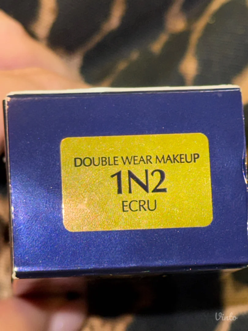 Estee Lauder Double Wear 1N2 - ECRU