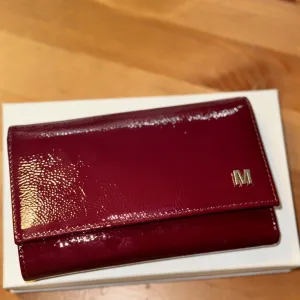 Mona novčanik bordo