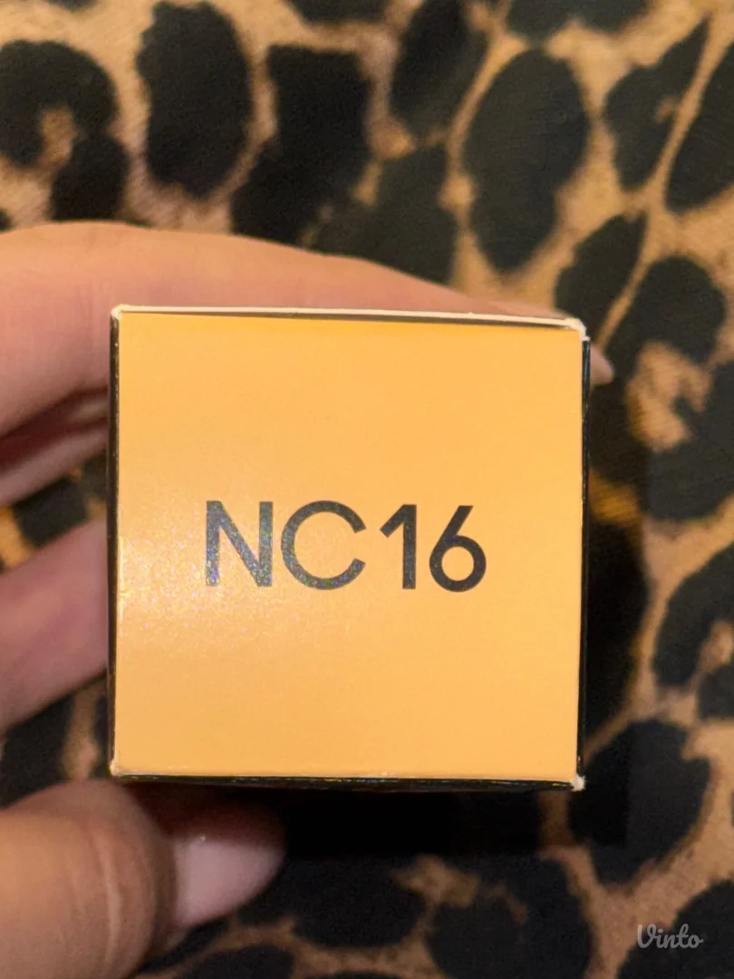 Mac Studio Fix puder NC16