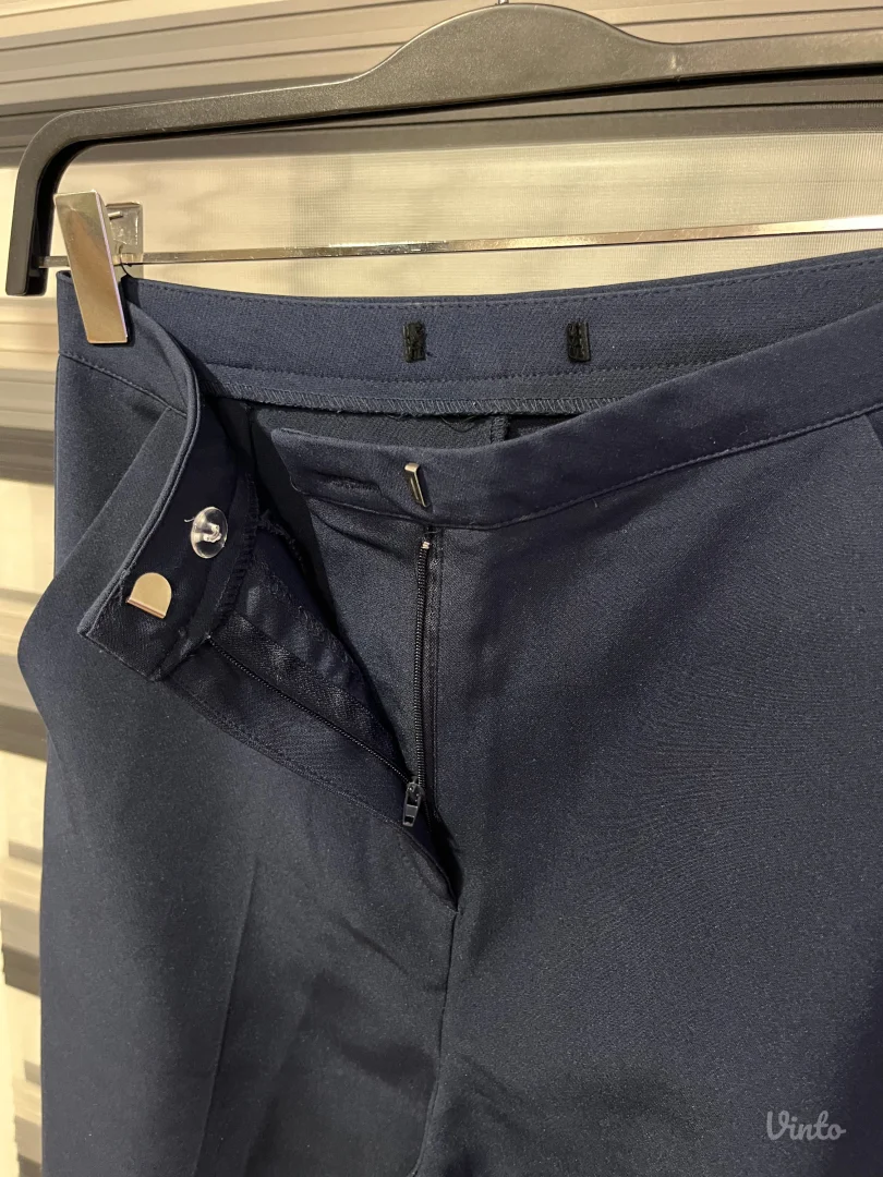 Reserved - Pantalone