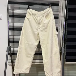 Pull&Bear - Pantalone