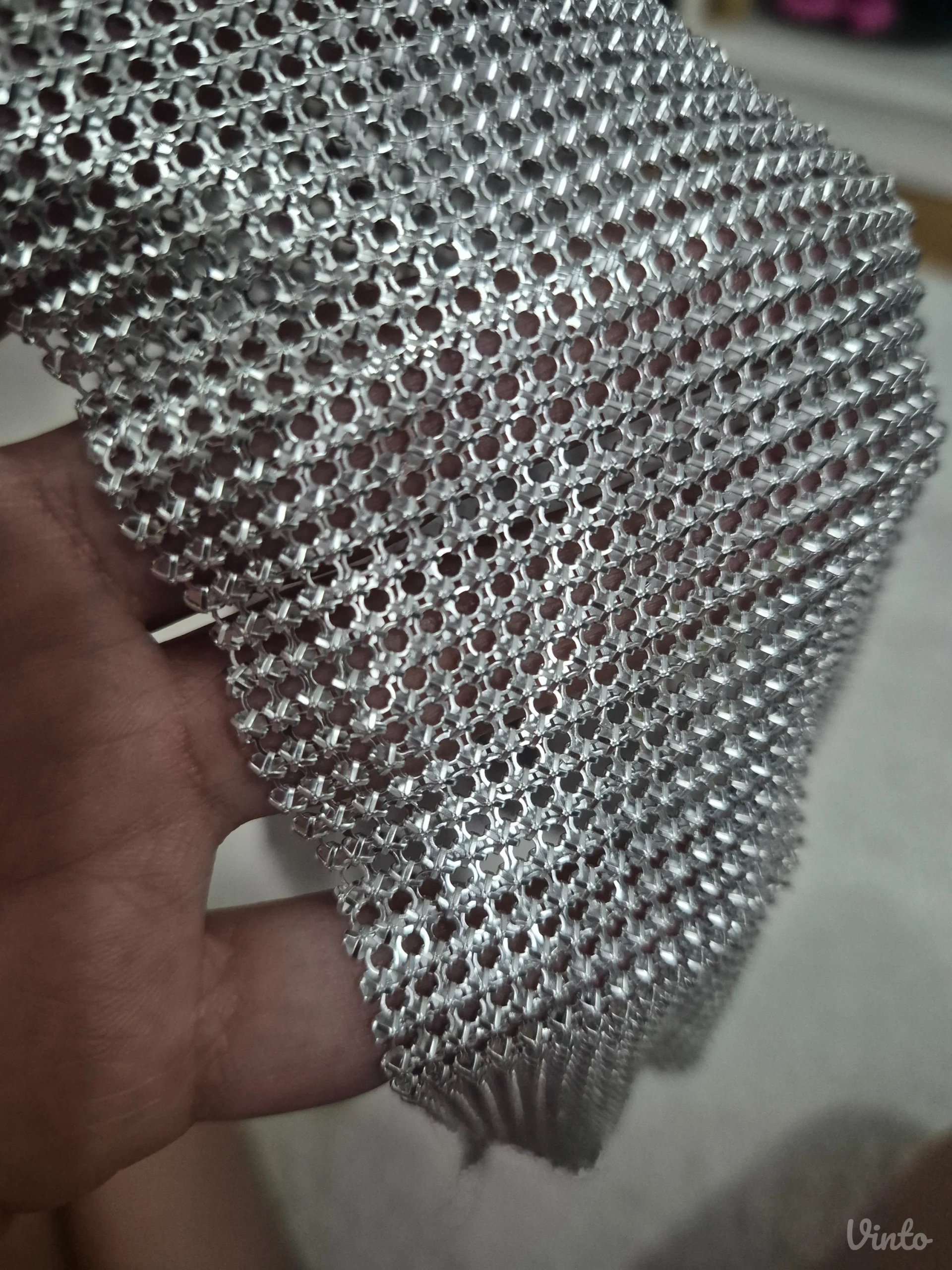 Srebrni metalno top