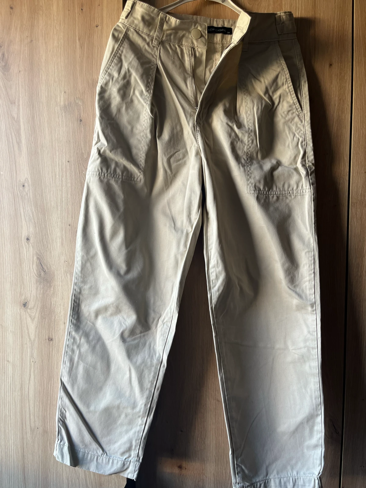 2 pantalona za 800!