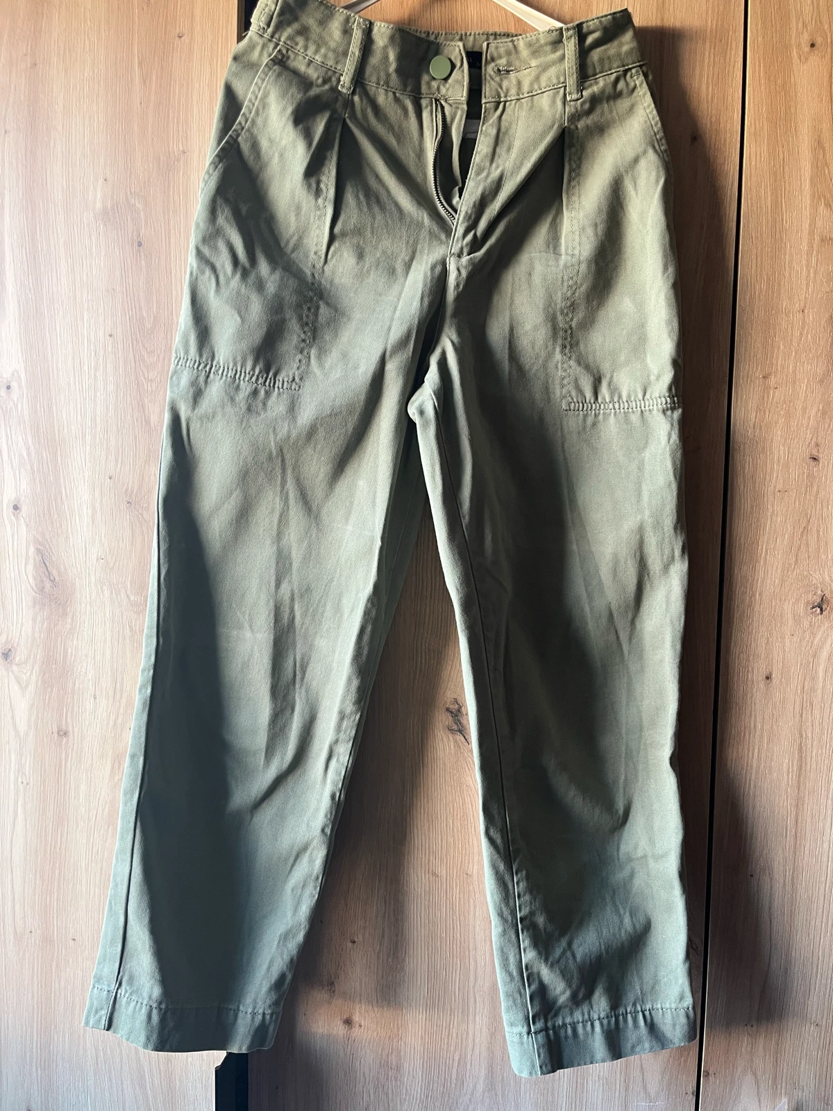 2 pantalona za 800!