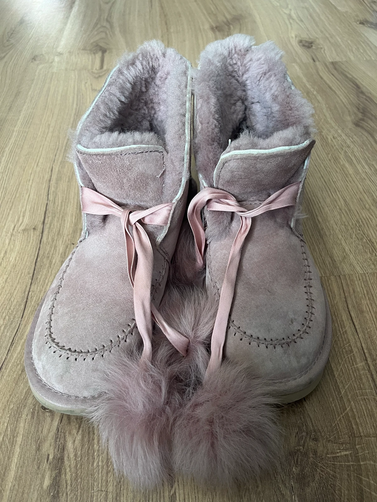 UGG - Pink leather