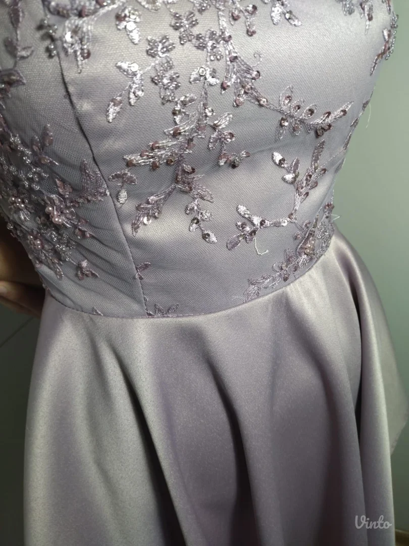 Rucno sivena haljina za svecane dogadjaje