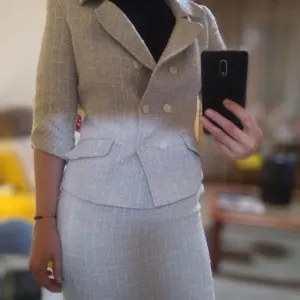 MONA Tvid Pastelni Komplet, Sako i Midi Suknja, s/m